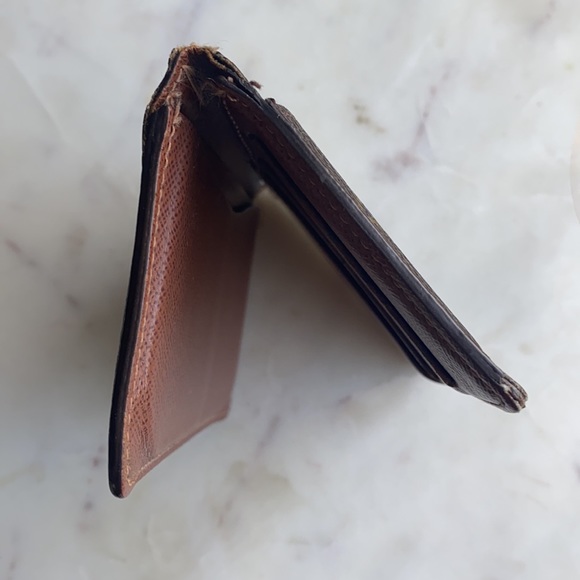 Louis Vuitton monogram wallet - Picture 16 of 17